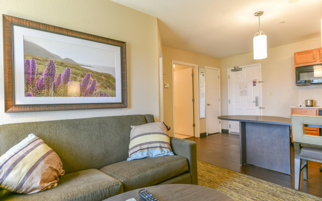 Candlewood Suites Medford by IHG