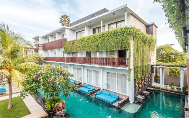 ZEN Rooms Legian Corner