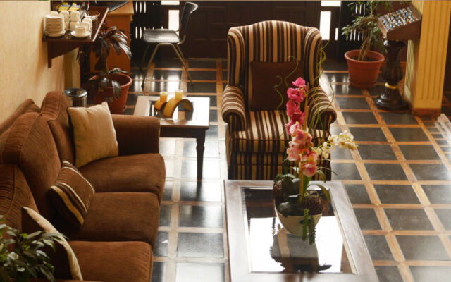 Altus Express Hotel