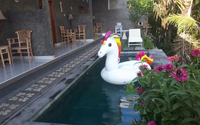 Karang Awak House