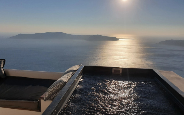 Galaxy Suites & Villas