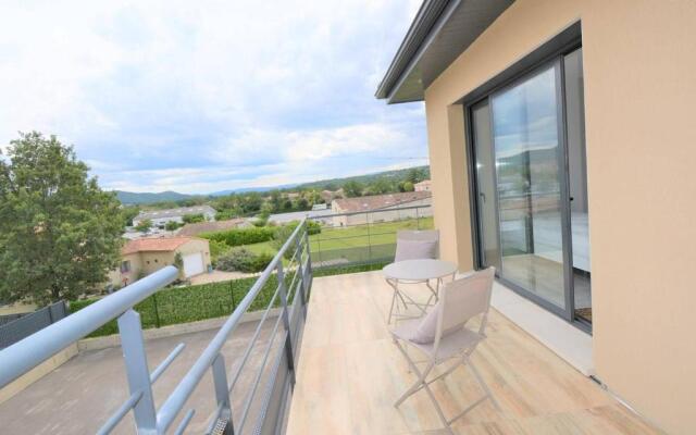 Maison Ruoms, 5 pièces, 8 personnes - FR-1-382-149