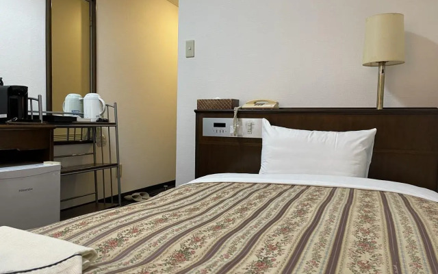 Business Green Hotel Hino