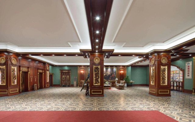 Days Hotel by Wyndham Harbin Qunli