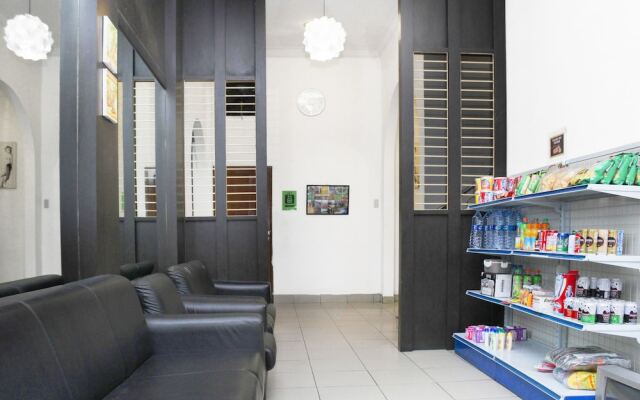 Airy Pasar Baru Selat Panjang 11 Medan