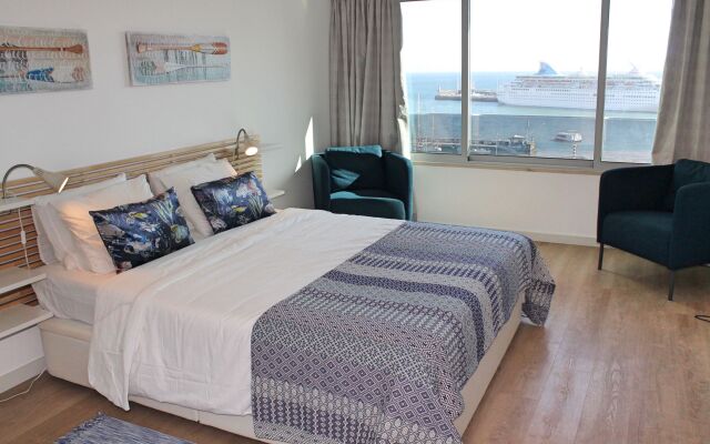 Overlooking the Marina, central location | Petronella Marina Apartment