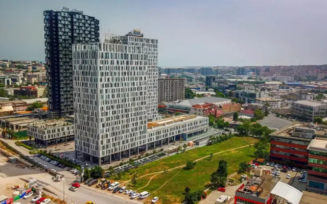 G Tower Residence Luxury Apartment