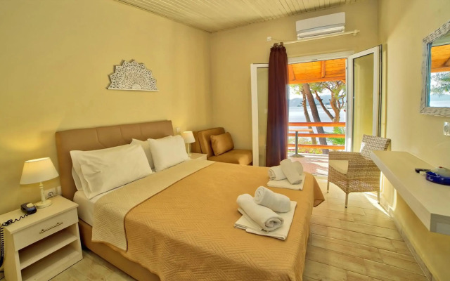 Venus Beach Bungalows Hotel