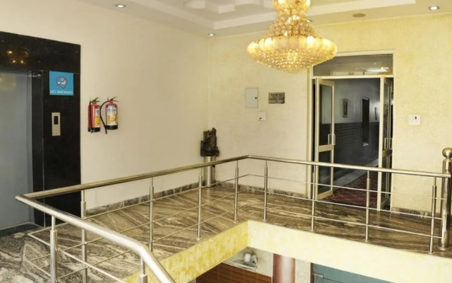 Mannat Residency By OYO Rooms