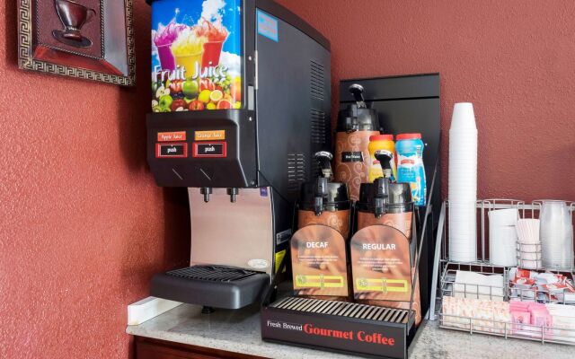 Red Roof Inn Binghamton North