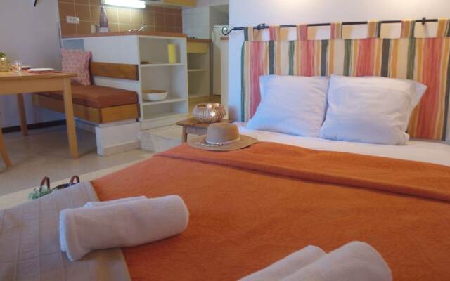 VVF Luberon Provence, Murs