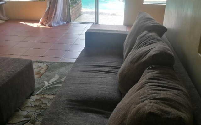 Naisar's Apartments Primrose,Johannesburg