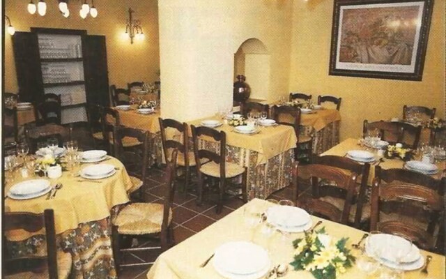 Casona Los Moriscos Hotel