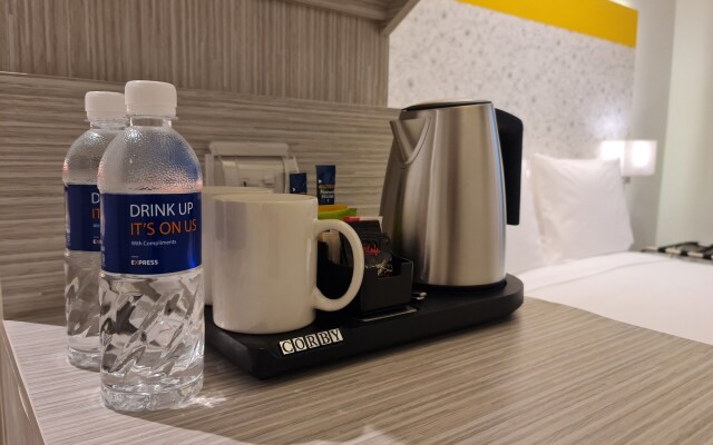 Holiday Inn Express & Suites Johor Bahru, an IHG Hotel