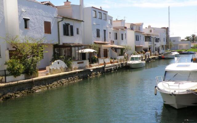 Waterside Apartment - Two Bedroom