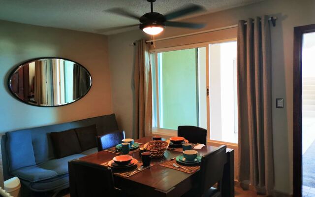 Cozy Studio In Beachfront Condominium