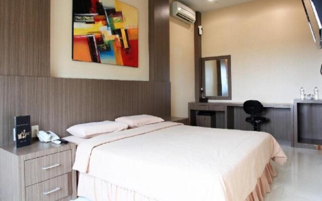 RedDoorz Plus near Living World Pekanbaru