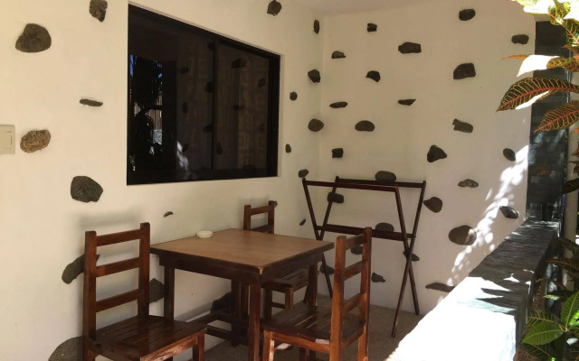 TipTop Hotel, Resto and Delishop