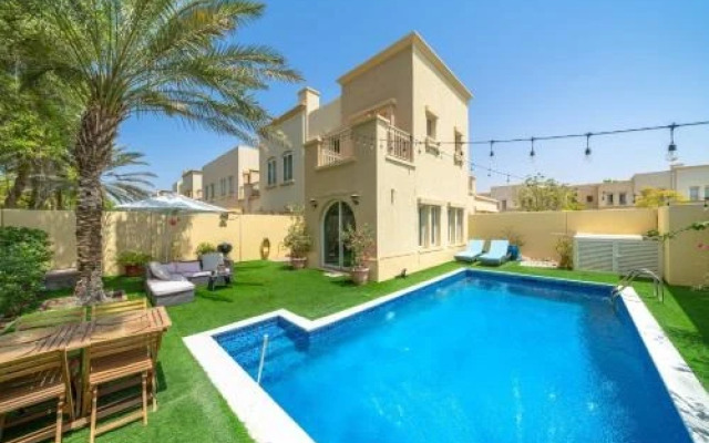 ALH Vacay - Springs 8 The Greens