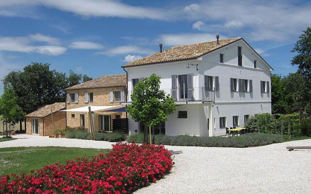 Scenic apartment in Belvedere Ostrense with private pool