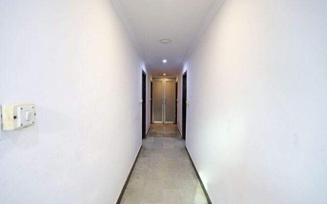 OYO 11327 Hotel R Paradise