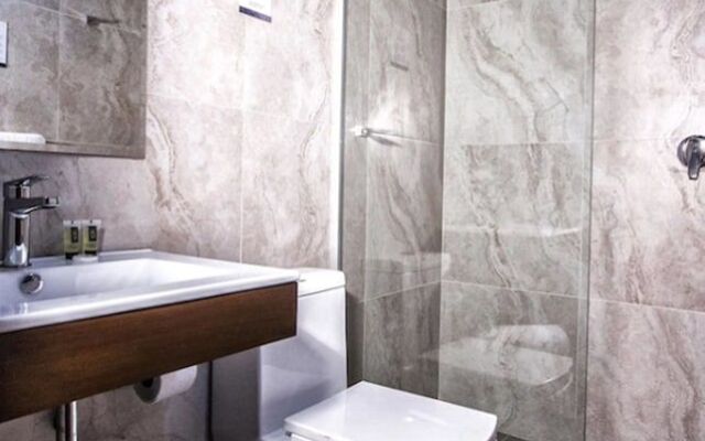 Altus Express Hotel