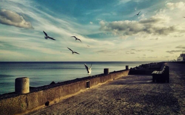 Radio Rock Guest Rooms