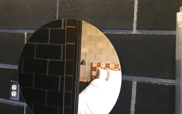 Cálido Cosmos Hotel