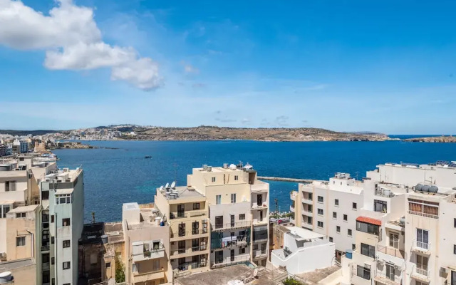 Seashells Penthouse Seaview Terrace by Getaways Malta