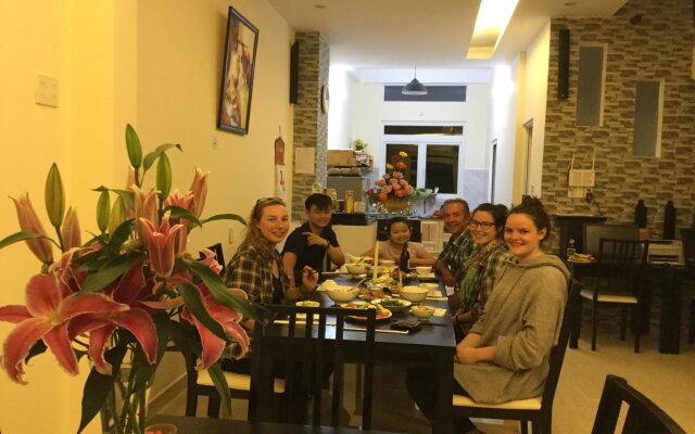 Pretty Backpackers House Da Lat