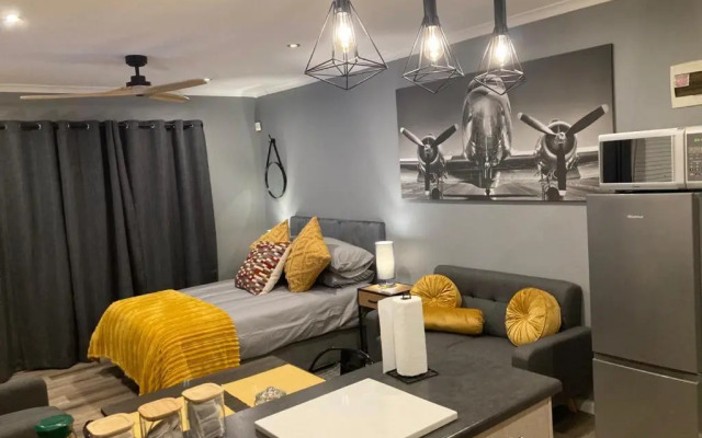 Leafy Retreat Kenridge Trendy