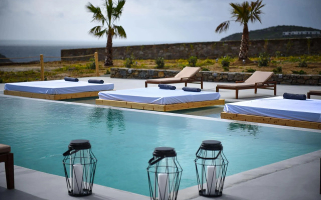Myconian Crown Suites
