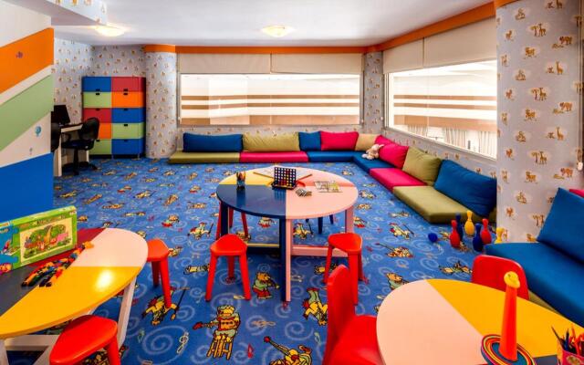 Vuni Palace Luxury Resort & Beach & Casino