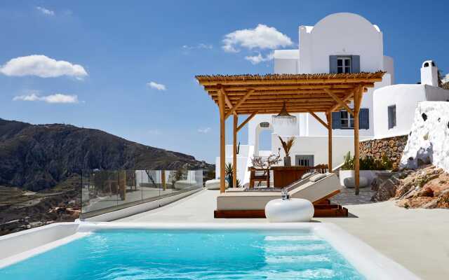 Blue White Villa