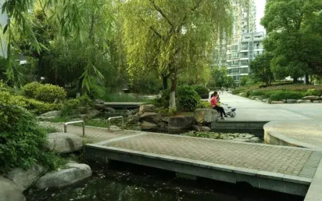 Aijia Family Apartment