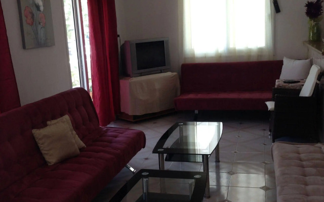 Zefyros Hotel