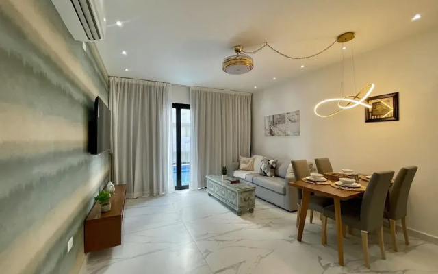 Cozy 2 BR Aparment With Private Pool