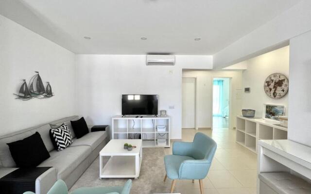 Nutmeg - 50mtrs to beach - by HD PROPERTIES