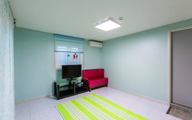 Hongcheon Hill & Dale Pension