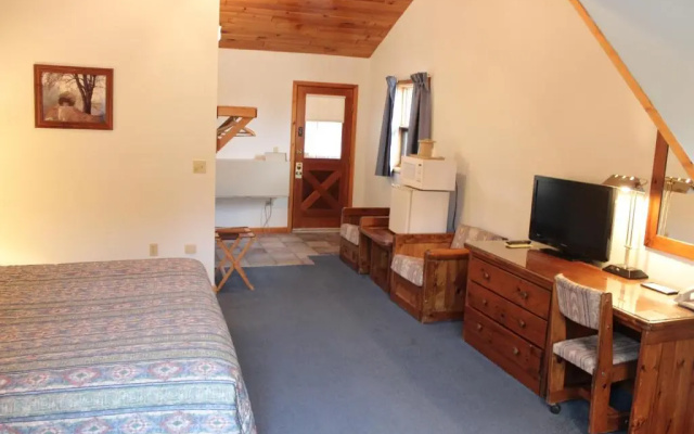 Nootka Lodge