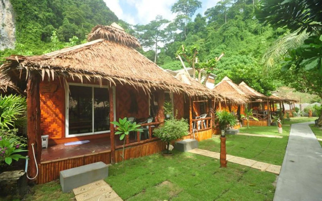 Phi Phi Nice Beach Resort