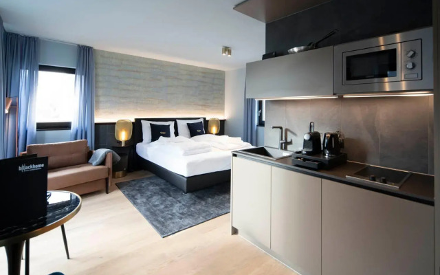 Blackhome Innsbruck City East