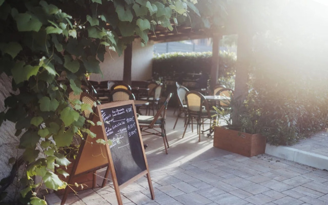 THE CAMP by Maggiore Suites