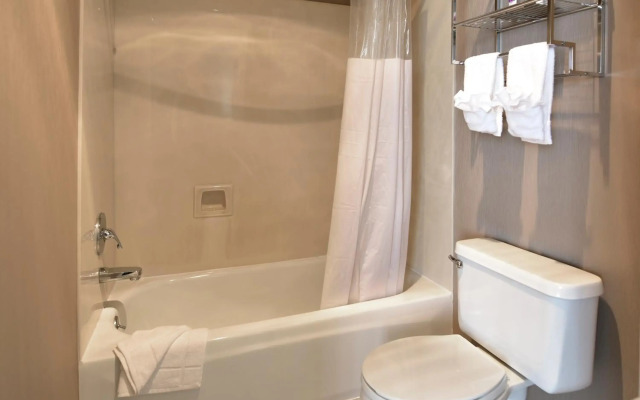City Center Inn & Suites
