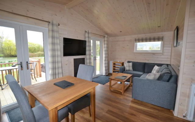 The Chiltern Lodges at Upper Farm Henton
