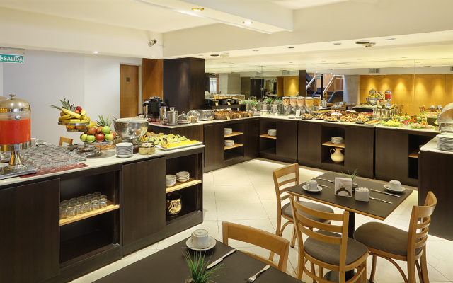 Dolmen Hotel