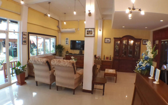 Bangkok Check Inn - Hostel
