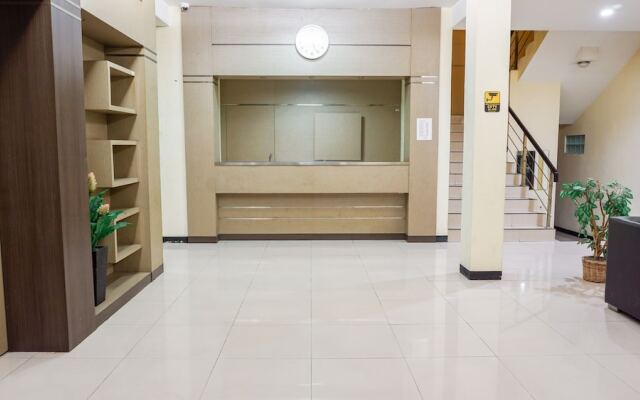 OYO 1740 Tekmira Residence Supratman Syariah