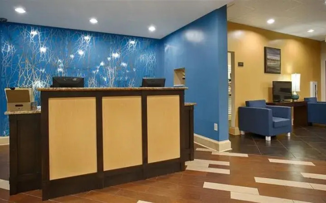 Best Western Savannah Airport Inn & Suites (Ex Best Western Bradbury Suites)