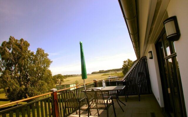 Ferienwohnungen Boddenstraße 55b